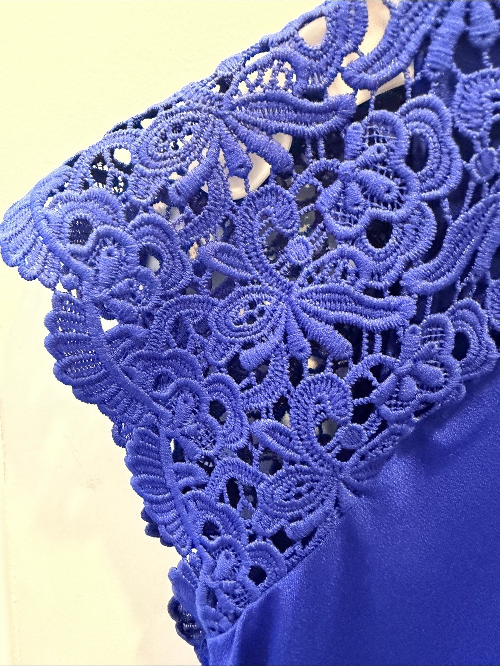 Cable & Gauge Royal Blue Lace Sleeve Blouse Small Crochet Detail Top - Picture 2 of 11